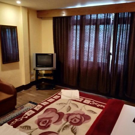 Hotel Anola 甘托克 外观 照片
